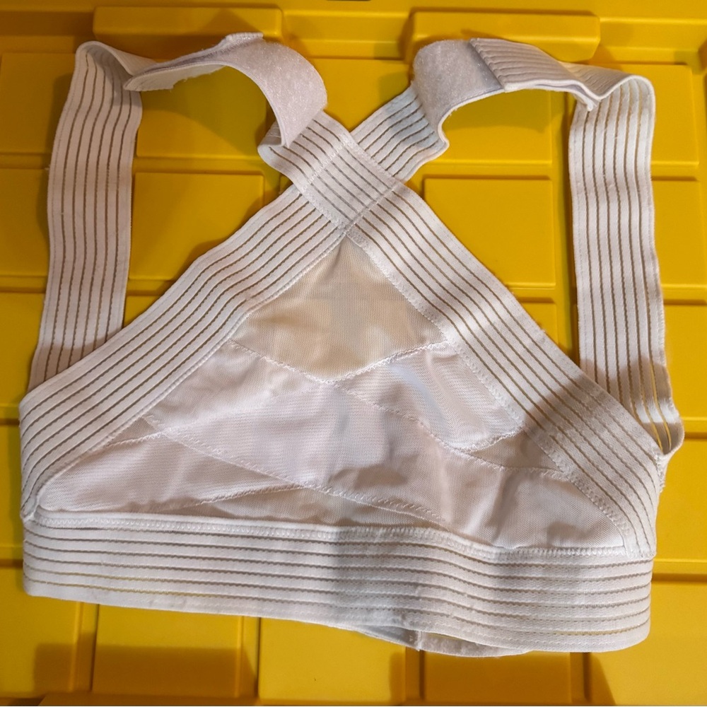 Posture Corrector, White, Large